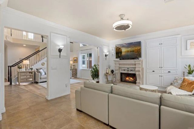 2285 Hillyer Street, Carlsbad, CA 92008