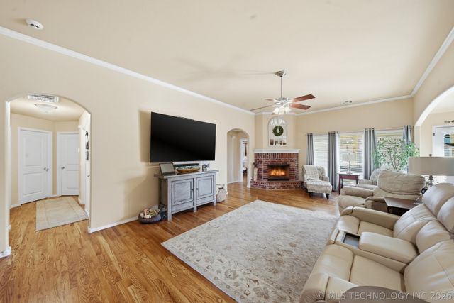 4777 S 202nd East Avenue, Broken Arrow, OK 74014