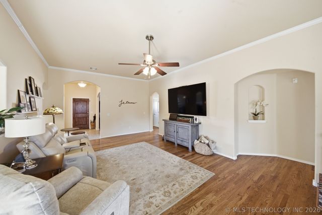 4777 S 202nd East Avenue, Broken Arrow, OK 74014