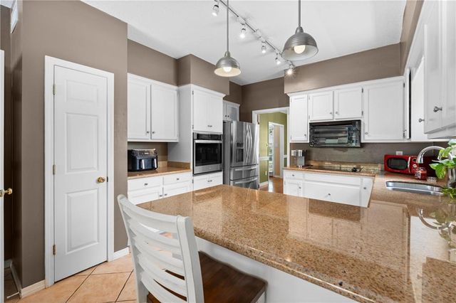 7713 Bedford Court, Mobile, AL 36695