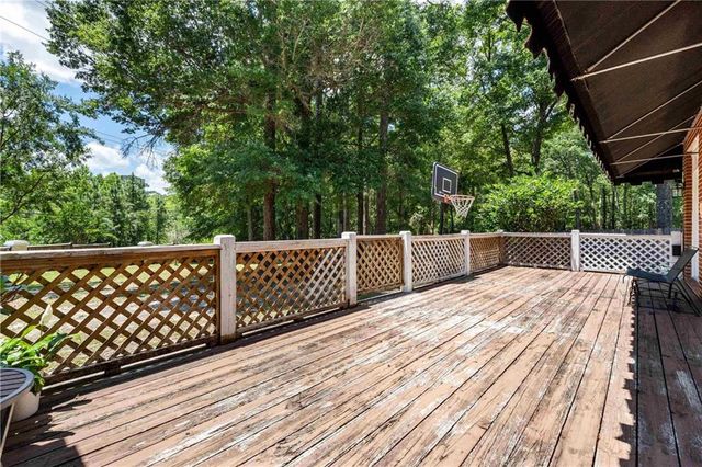7713 Bedford Court, Mobile, AL 36695