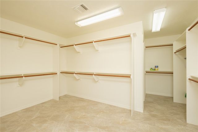 4017 Austins Estates Drive, Bryan, TX 77808