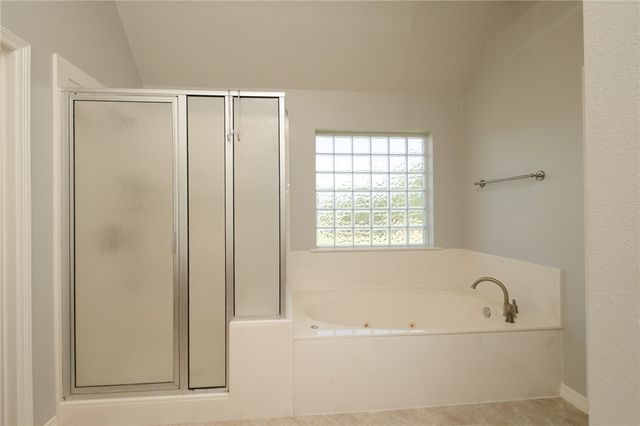 4017 Austins Estates Drive, Bryan, TX 77808