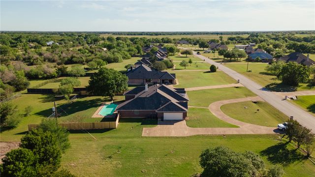 4017 Austins Estates Drive, Bryan, TX 77808