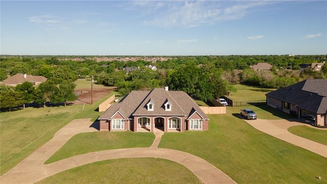 4017 Austins Estates Drive, Bryan, TX 77808