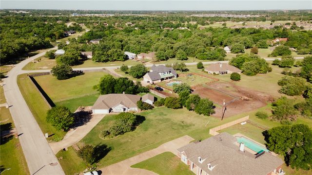 4017 Austins Estates Drive, Bryan, TX 77808