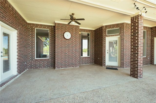 4017 Austins Estates Drive, Bryan, TX 77808