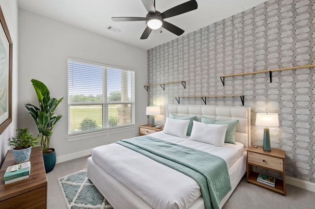 225 Spicewood Trails DR, Spicewood, TX 78669