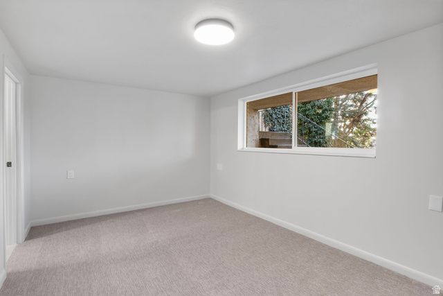 399 S STIRLING DR, Fruit Heights, UT 84037