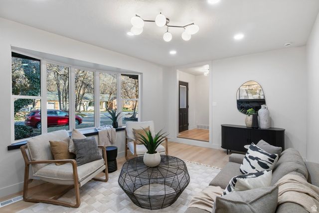 399 S STIRLING DR, Fruit Heights, UT 84037