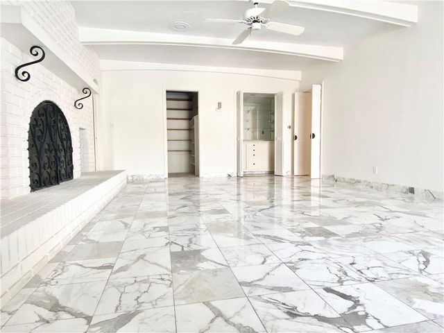 71 Bay Colony Drive, Fort Lauderdale, FL 33308