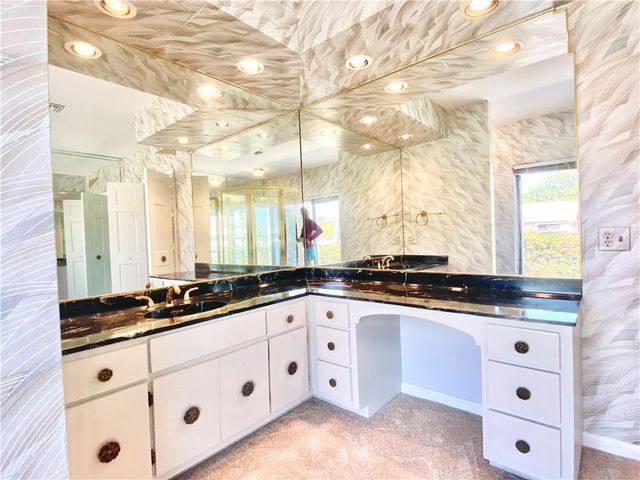 71 Bay Colony Drive, Fort Lauderdale, FL 33308