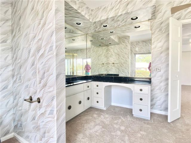 71 Bay Colony Drive, Fort Lauderdale, FL 33308