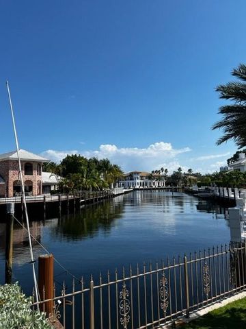 71 Bay Colony Drive, Fort Lauderdale, FL 33308