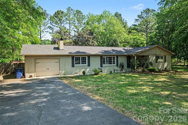 3950 Rocky River Place, Harrisburg, NC 28075