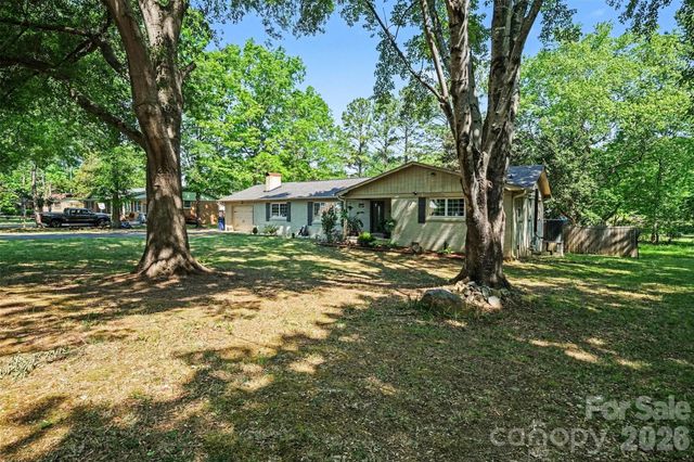 3950 Rocky River Place, Harrisburg, NC 28075