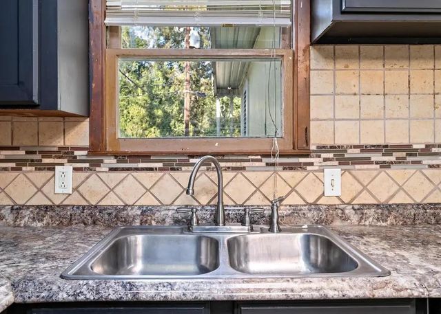 5470 Spencer Drive, Beaumont, TX 77708