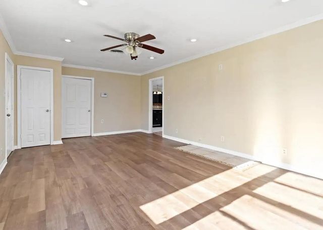 5470 Spencer Drive, Beaumont, TX 77708