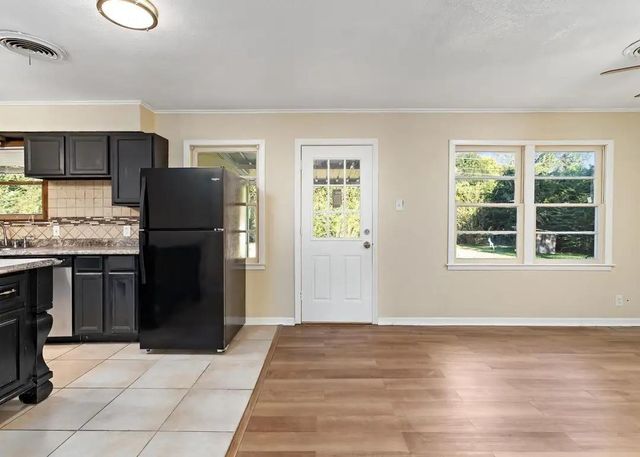 5470 Spencer Drive, Beaumont, TX 77708