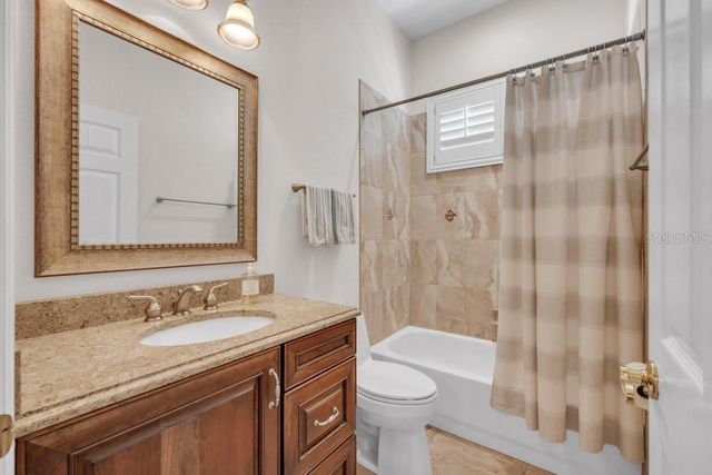 5116 FAIRWAY ONE DRIVE, Valrico, FL 33596