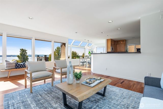 832 Lake Street S, Kirkland, WA 98033