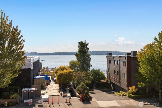 832 Lake Street S, Kirkland, WA 98033