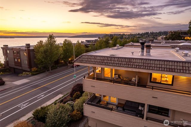 832 Lake Street S, Kirkland, WA 98033