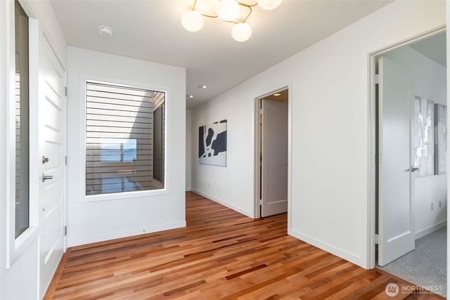832 Lake Street S, Kirkland, WA 98033