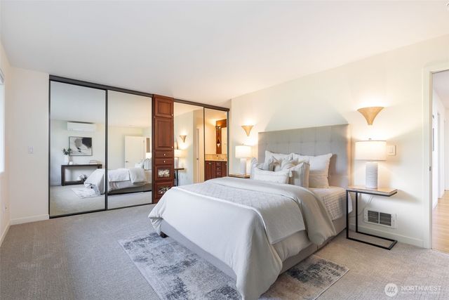 832 Lake Street S, Kirkland, WA 98033