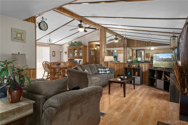 7510 W Otter Street, Homosassa, FL 34446