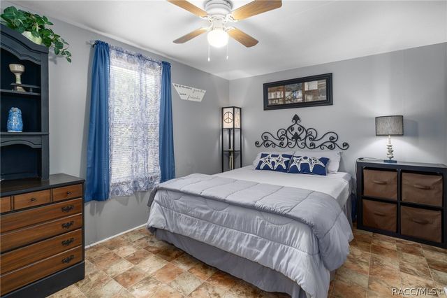7510 W Otter Street, Homosassa, FL 34446