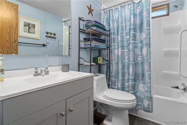 7510 W Otter Street, Homosassa, FL 34446