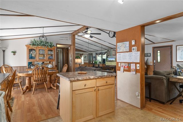 7510 W Otter Street, Homosassa, FL 34446