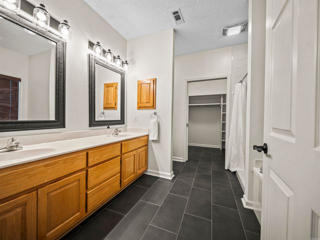 14 Tiburon Way, Hot Springs, AR 71909