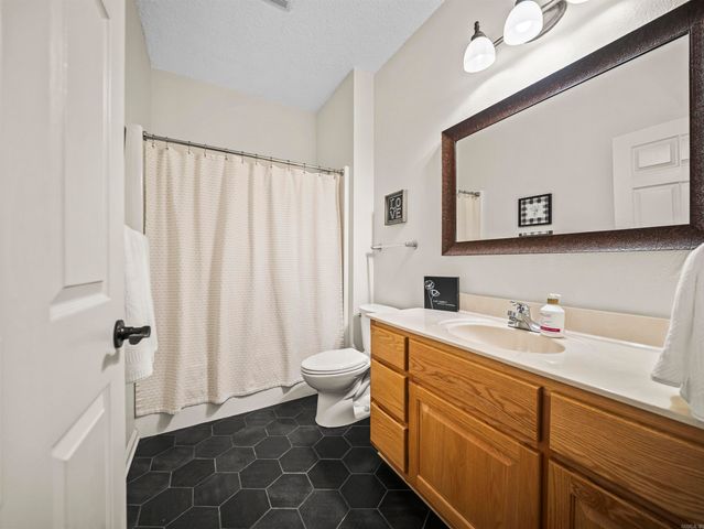 14 Tiburon Way, Hot Springs, AR 71909