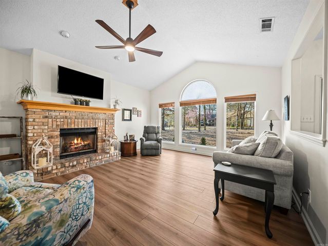 14 Tiburon Way, Hot Springs, AR 71909