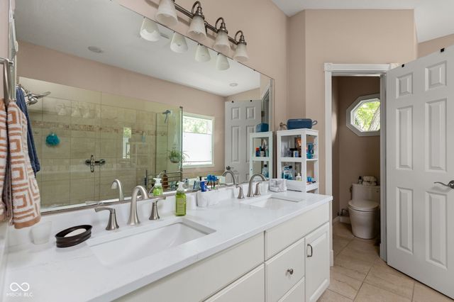1595 Blue Phlox Drive, Avon, IN 46123