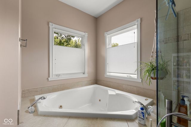 1595 Blue Phlox Drive, Avon, IN 46123