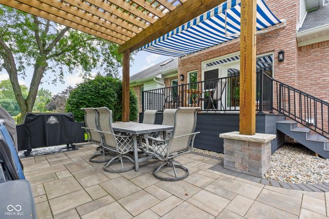 1595 Blue Phlox Drive, Avon, IN 46123
