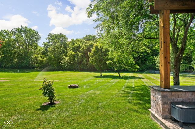 1595 Blue Phlox Drive, Avon, IN 46123