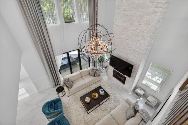 8222 Bradford Way, Parkland, FL 33076
