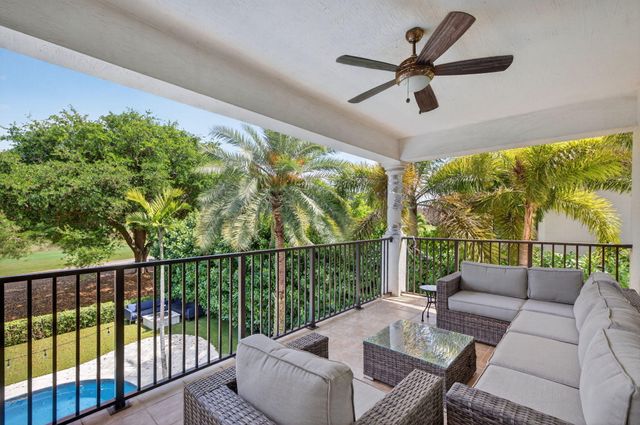 8222 Bradford Way, Parkland, FL 33076
