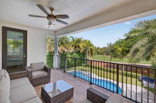 8222 Bradford Way, Parkland, FL 33076