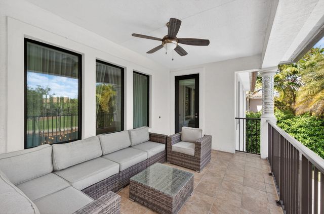 8222 Bradford Way, Parkland, FL 33076