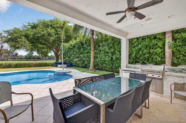 8222 Bradford Way, Parkland, FL 33076
