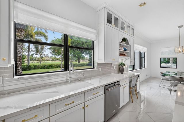 8222 Bradford Way, Parkland, FL 33076