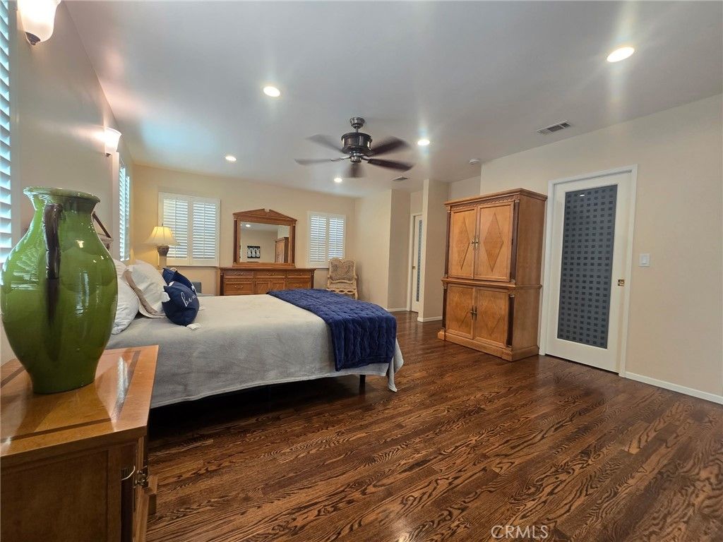 Image 11 of property listing at 10613 Shellyfield, Downey, CA 90241