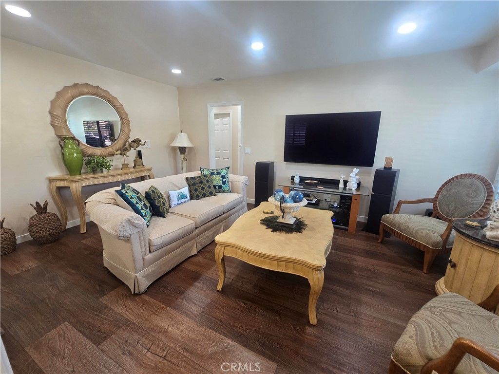 Image 2 of property listing at 10613 Shellyfield, Downey, CA 90241