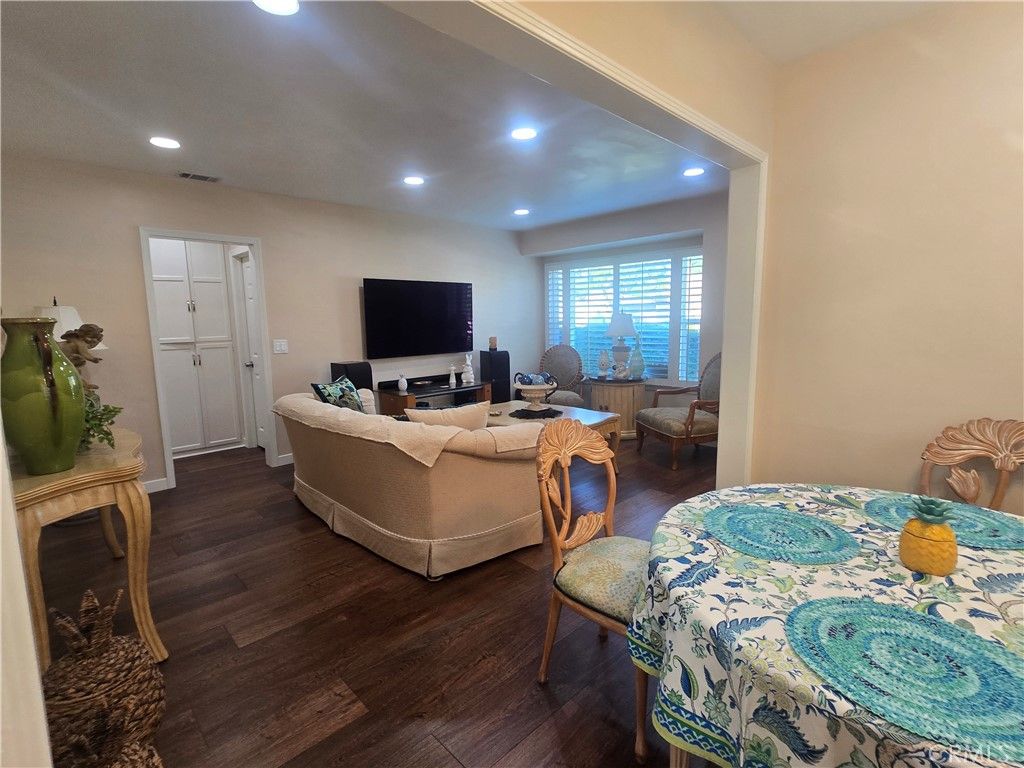 Image 5 of property listing at 10613 Shellyfield, Downey, CA 90241