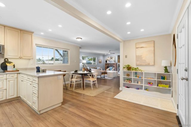 9313 Christina Ln, Lakeside, CA 92040